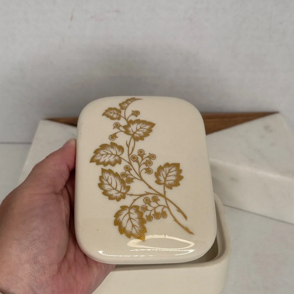 Vintage Lenox Ivory and Gold Floral Leaf Ceramic Trinket Box